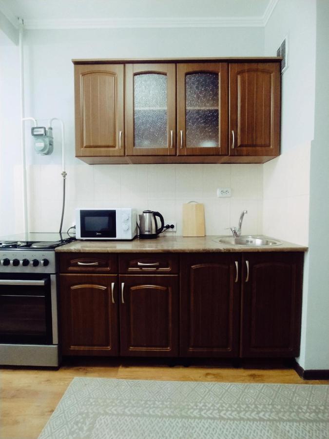 Apartmán Aura On Turusbekova Street 124 Biškek Exteriér fotografie